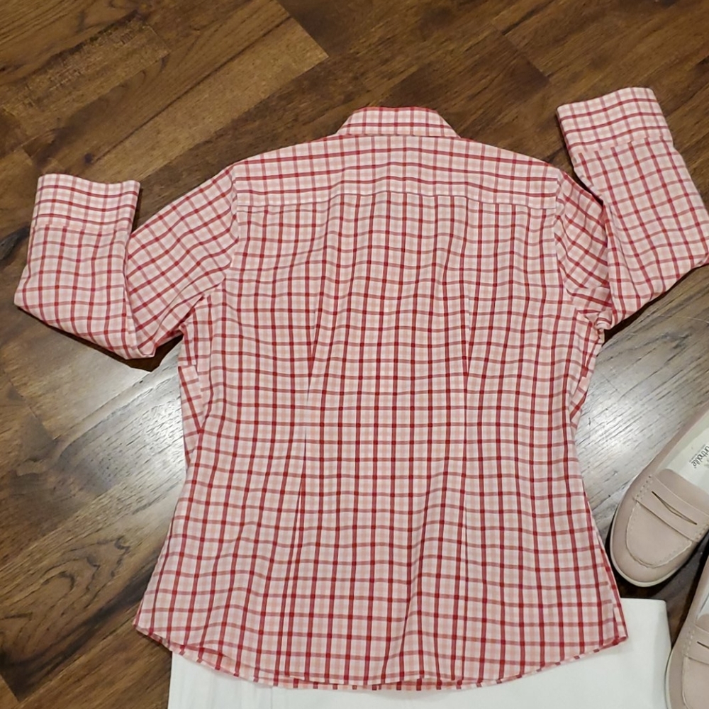 Womens Land's End pink button down top size 8 - Picture 4 of 4